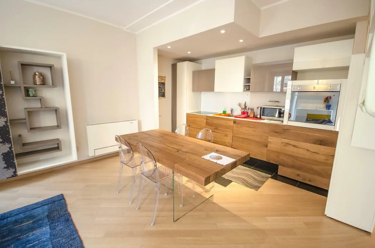 Luxury 65Mq Under The Two Towers Apartment Bologna 0*,  Italy